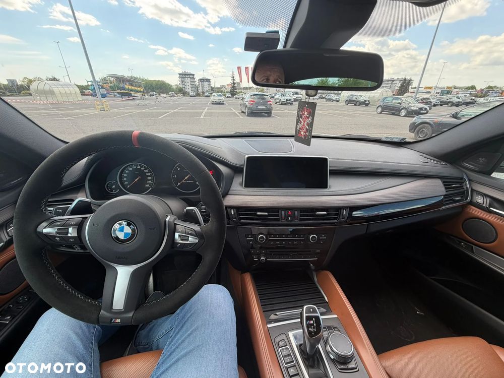 BMW X6M - 13