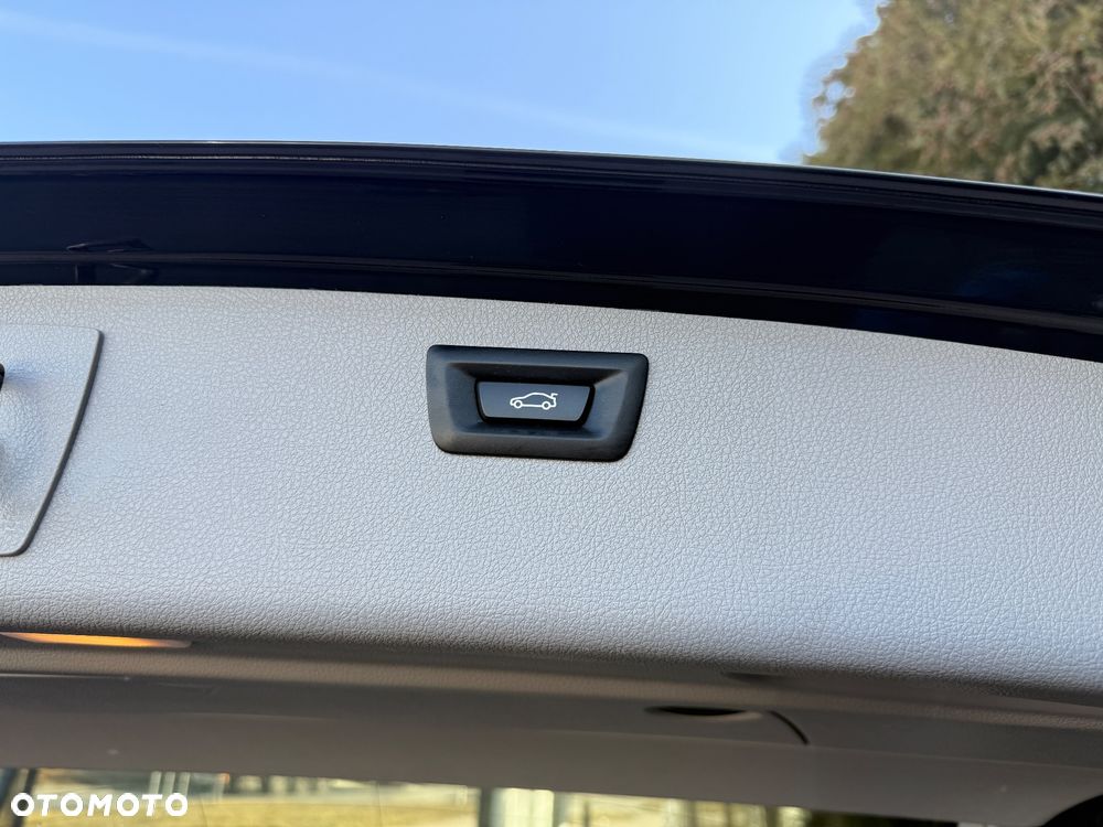 BMW Seria 3 318d - 20