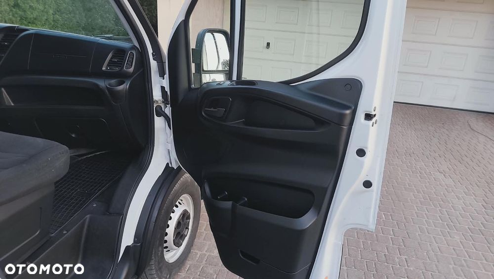 Iveco Daily 35S150 3.0 - 12