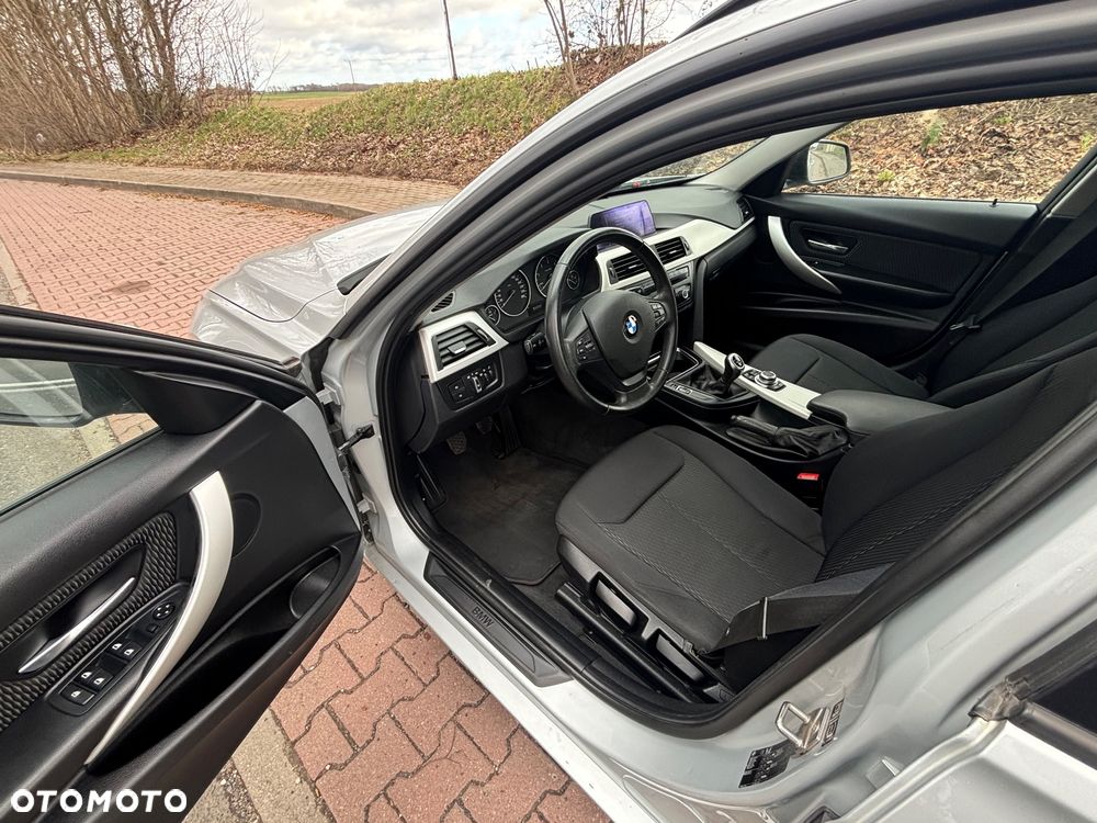 BMW Seria 3 316d Modern Line - 4