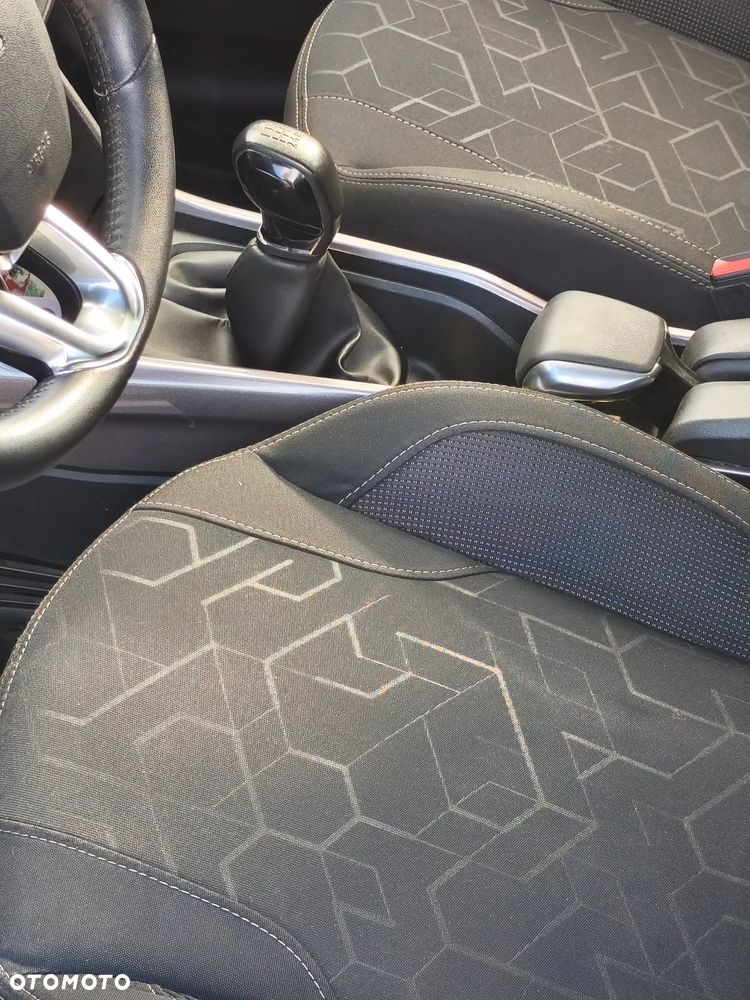 Peugeot 2008 PureTech 82 Active - 21