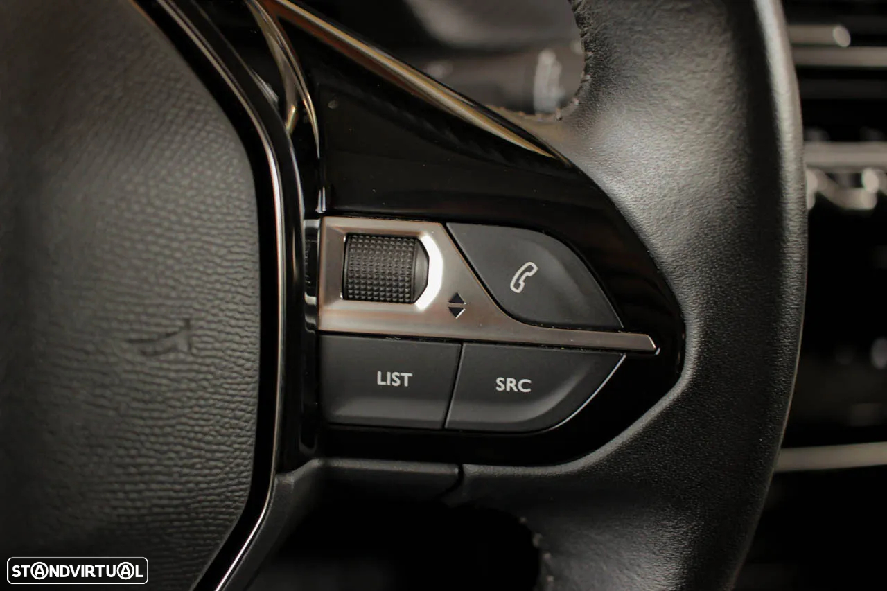 Peugeot e-208 50 kWh Allure - 22