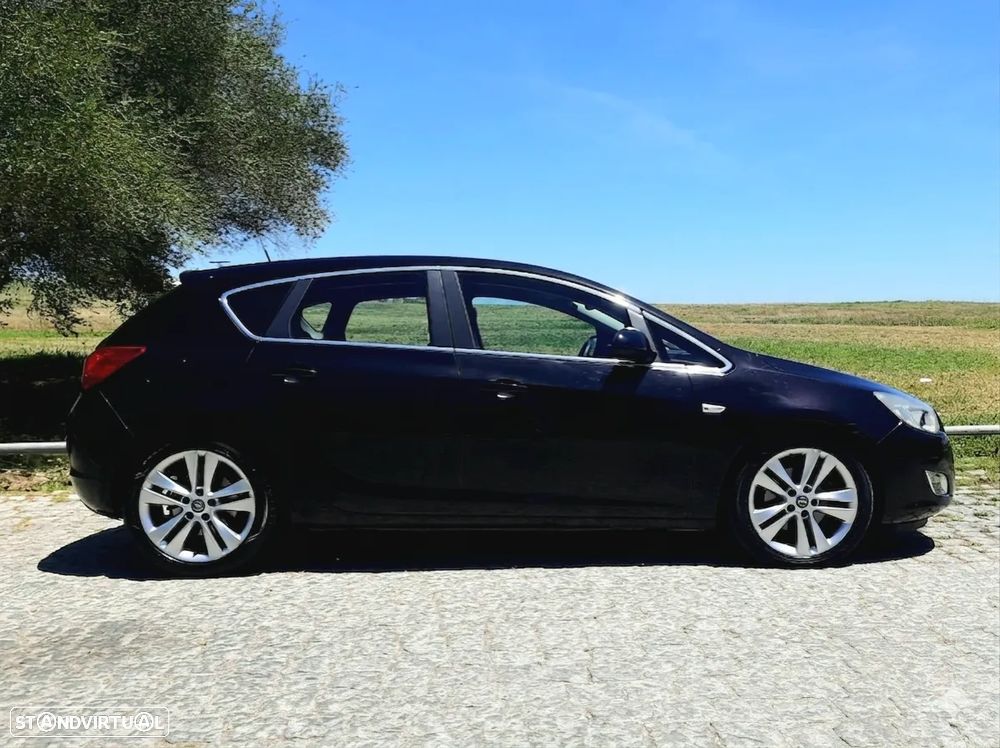 Opel Astra 1.7 CDTI Cosmo - 20