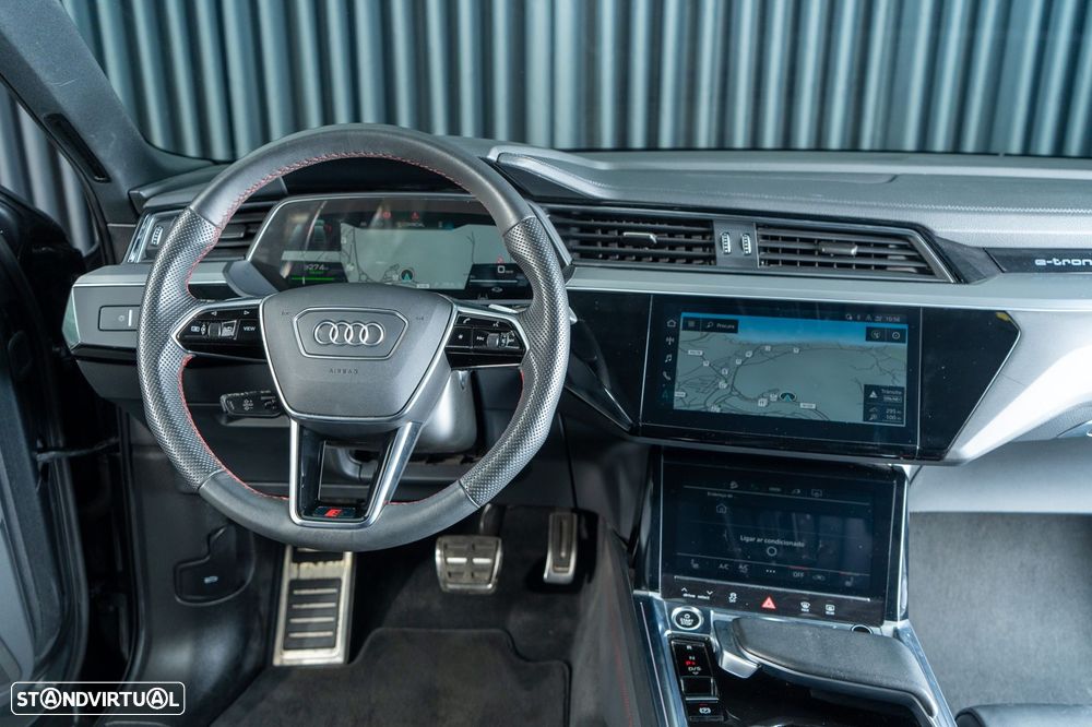 Audi Q8 e-Tron Sportback 55 quattro S line - 14