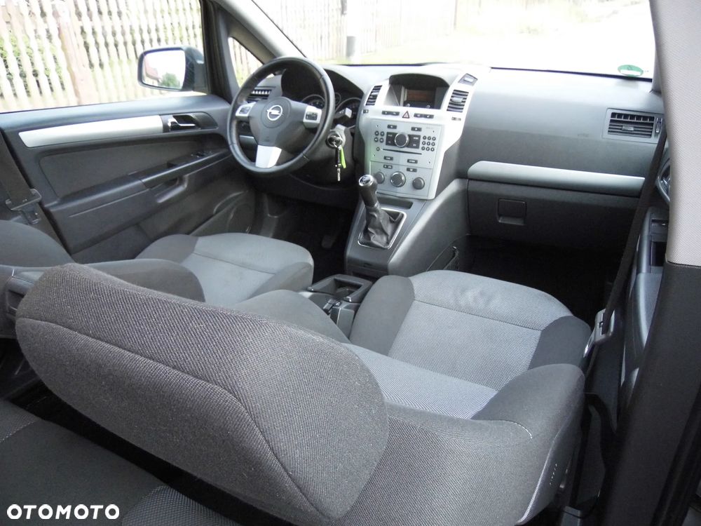 Opel Zafira 1.8 Design Edition - 16