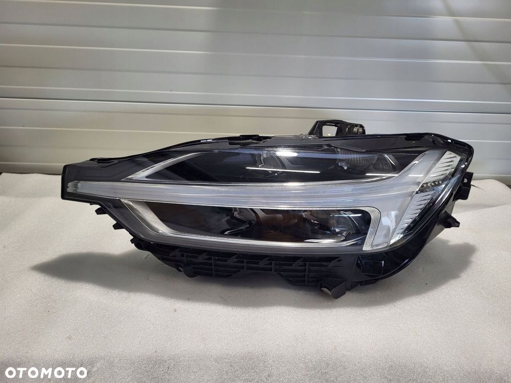 volvo xc60 sm full led przód strona lewa 31420417 - 1