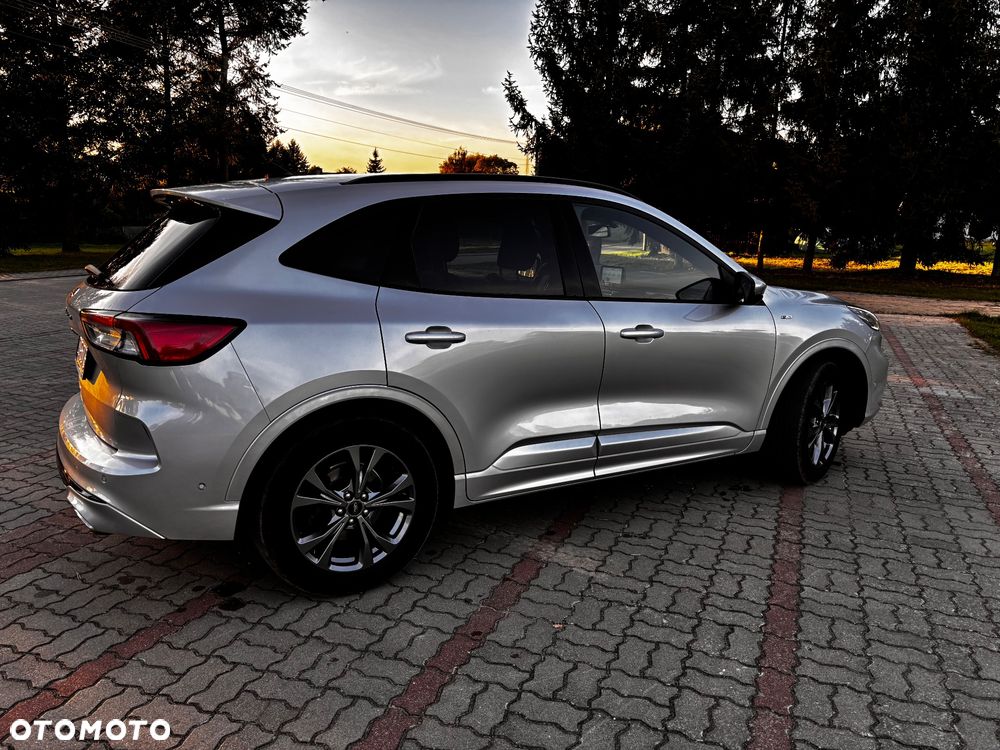 Ford Kuga - 4