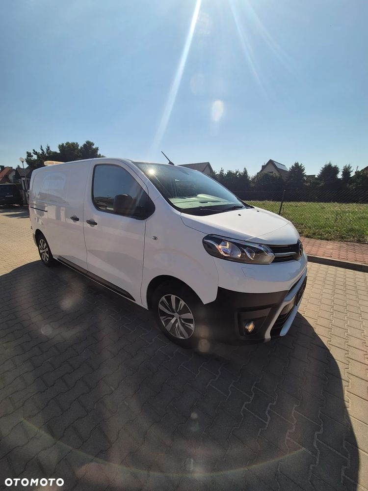 Toyota Proace L2 2020r 2.0HDI BLIS KAMERA  FULL SERVIS ASO JAK NOWY 100% BEZWYPADKOWY - 4