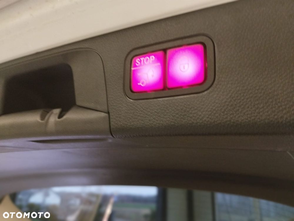 Mercedes-Benz GLC - 11