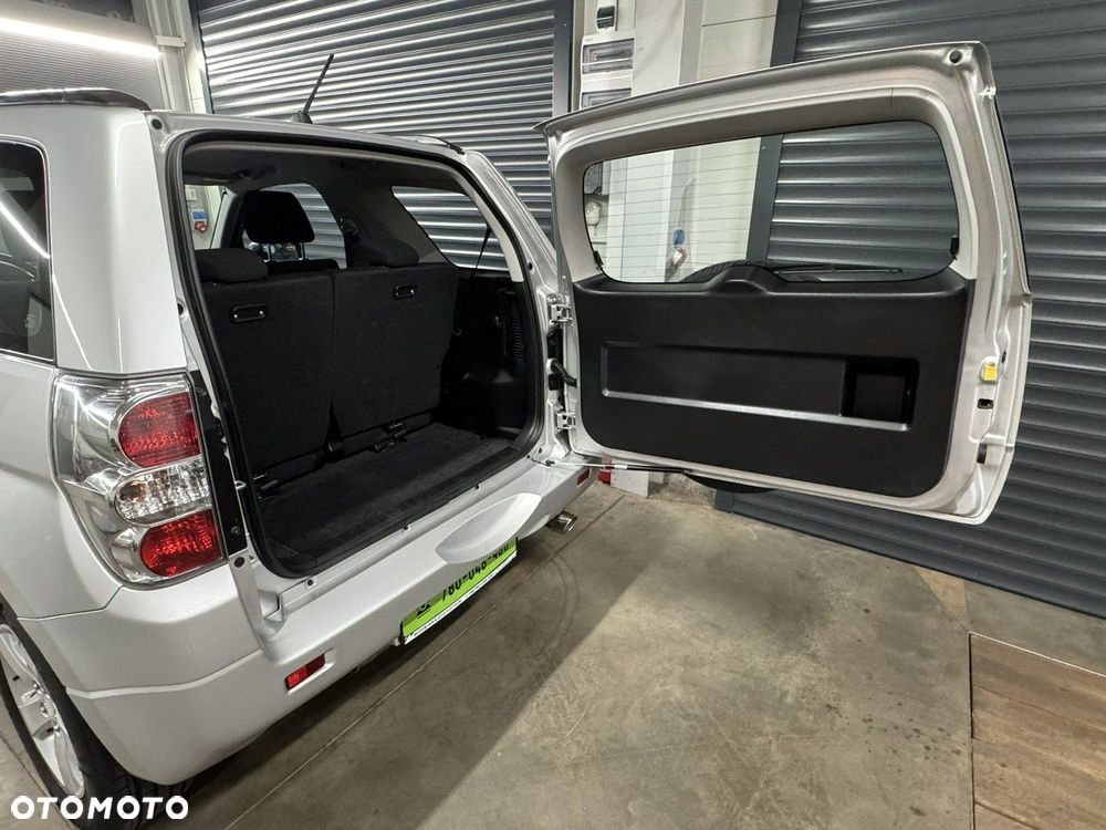 Suzuki Grand Vitara - 17