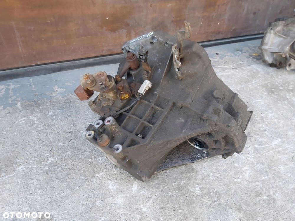 Toyota Yaris II 1,0 skrzynia biegów - 3