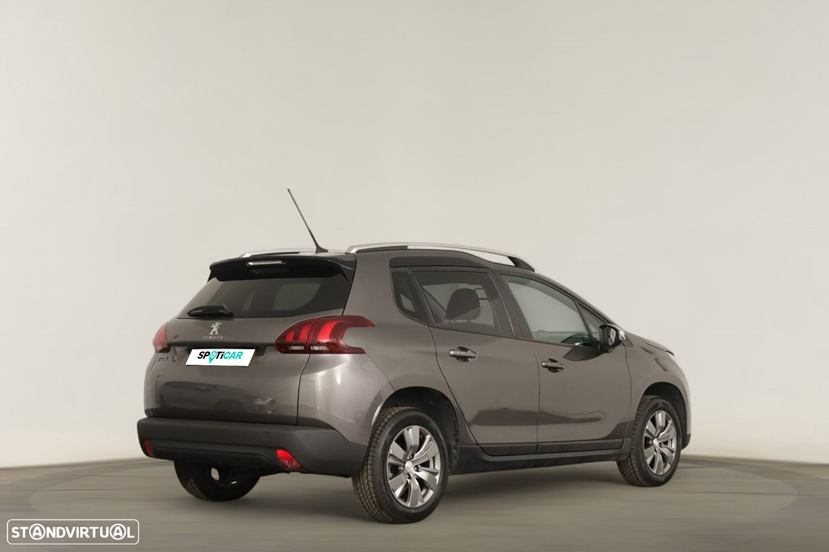 Peugeot 2008 1.2 PureTech Style - 4