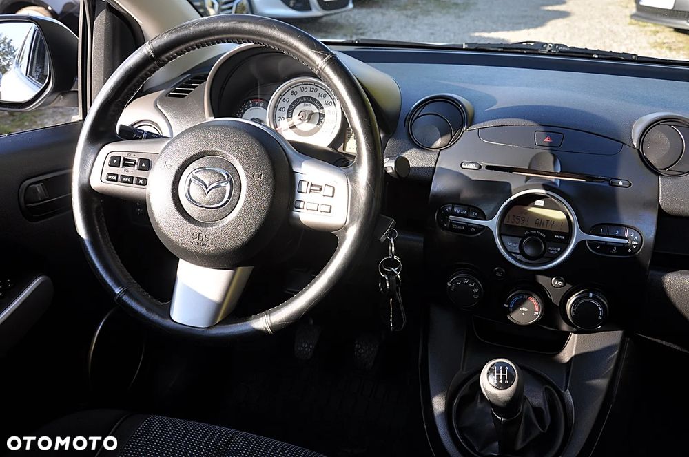 Mazda 2 1.5 Dynamic - 21