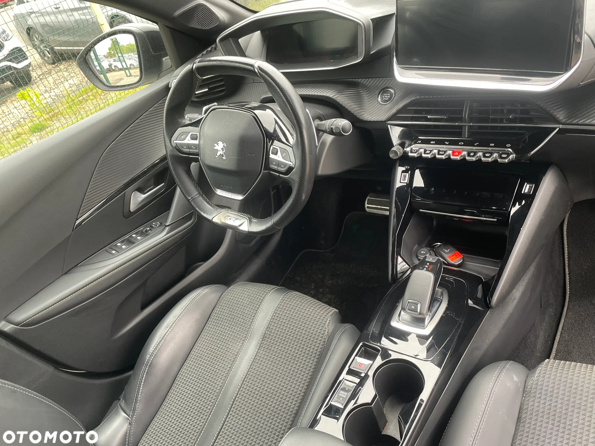 Peugeot 208 1.2 PureTech GT Line S&S EAT8 - 9
