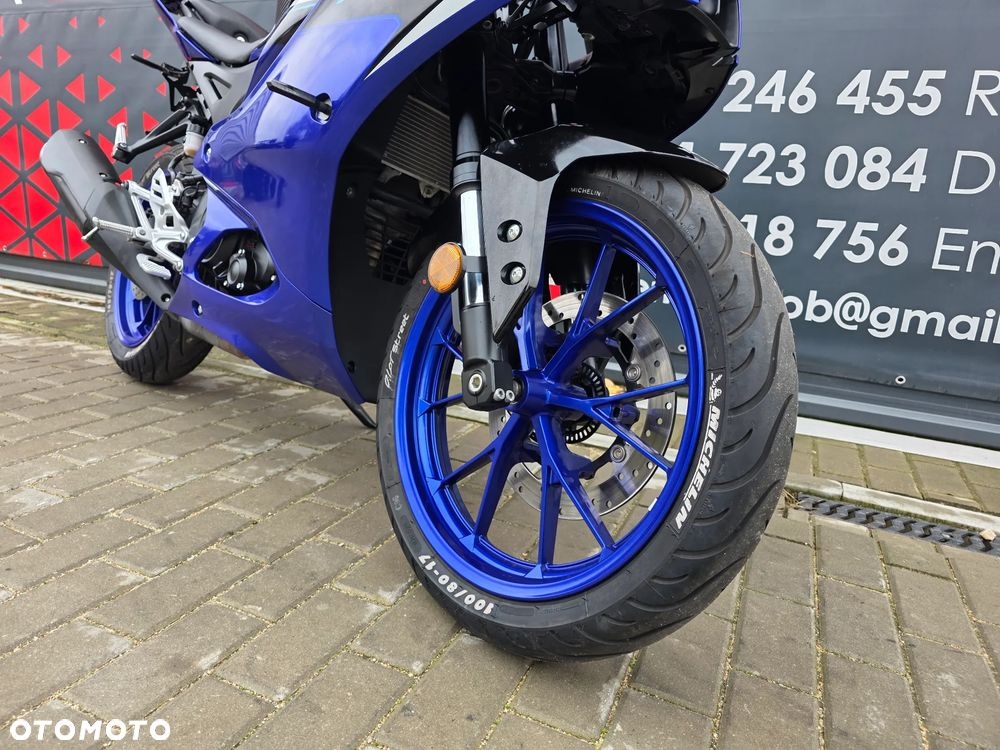 Yamaha YZF - 26