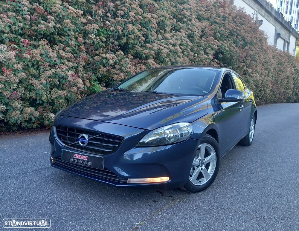 Volvo V40 D2 Summum - 1