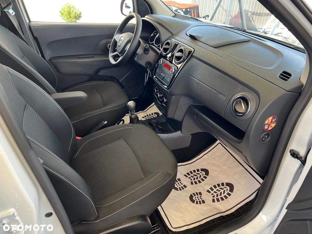 Dacia Lodgy 1.5 Blue dCi Laureate S&S EU6d - 9