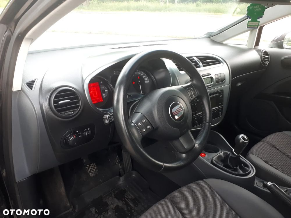 Seat Leon 1.9 TDI DPF Ecomotive Reference - 16