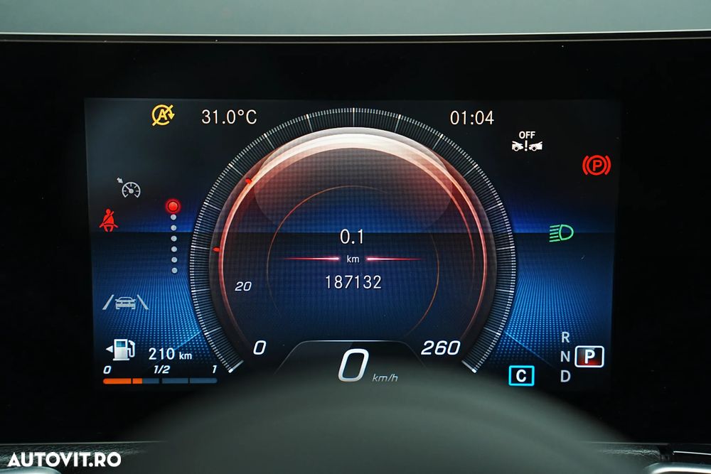 Mercedes-Benz GLB 200 d 4MATIC 8G-DCT Progressive - 38