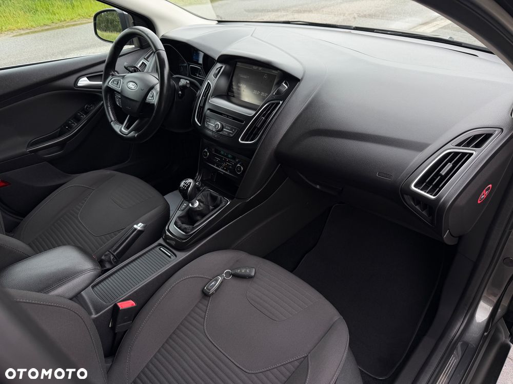 Ford Focus 1.0 EcoBoost Start-Stopp-System TREND - 8