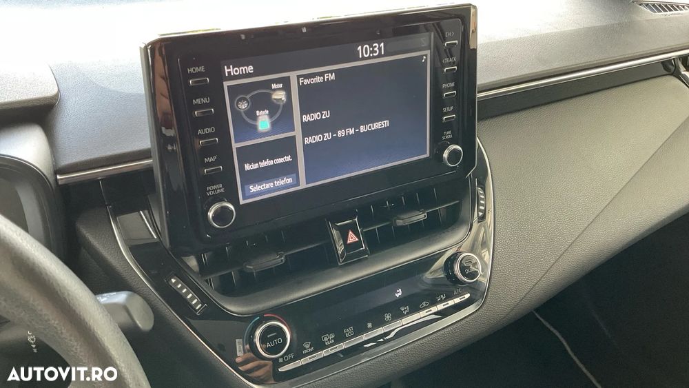 Toyota Corolla 1.8 HSD Eco - 29