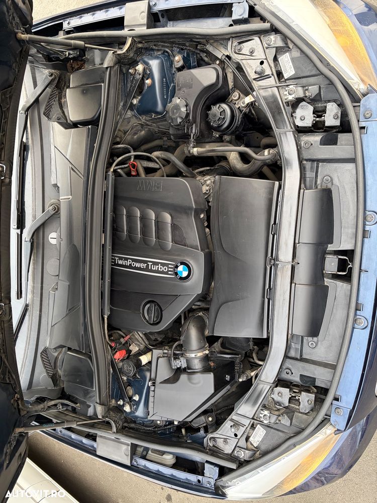 BMW X1 xDrive20d Sport Line - 40