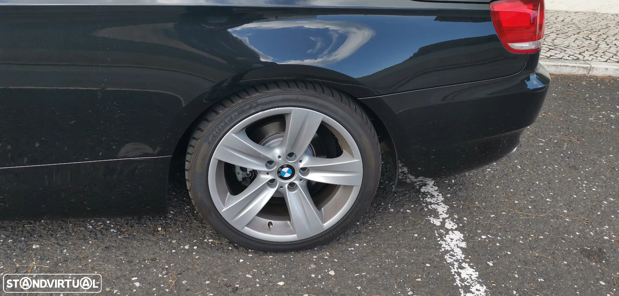 BMW 325 i Auto - 21