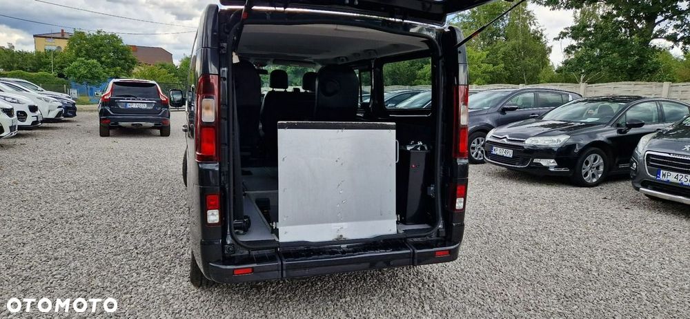 Opel Vivaro - 10