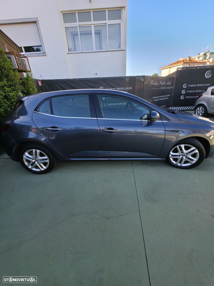 Renault Mégane 1.5 dCi Dynamique - 7