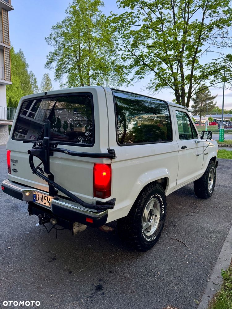 Ford Bronco - 29