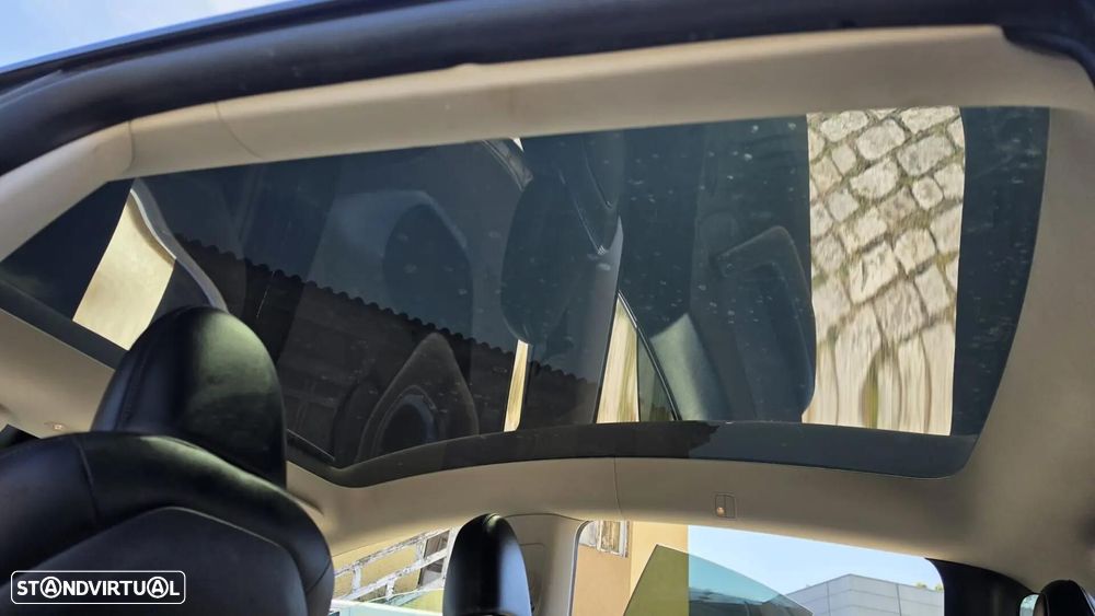 Tesla Model Y Long Range Tração Traseira Premium - 13