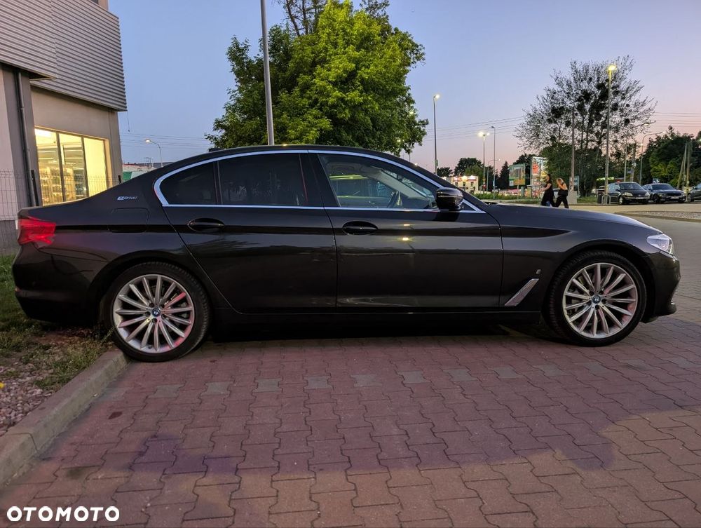 BMW Seria 5 530e iPerformance Luxury Line - 18