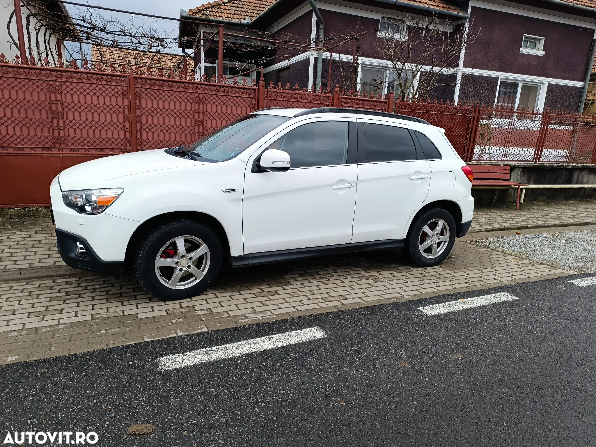 Mitsubishi ASX 1.8 DI-D 4WD Instyle - 4