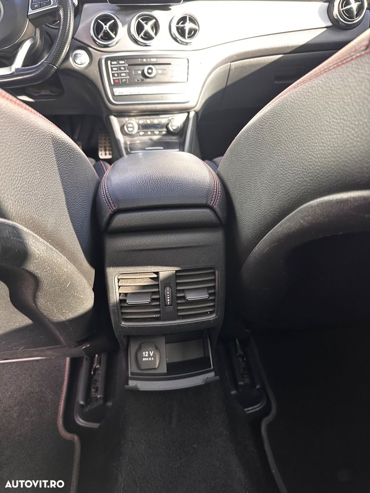 Mercedes-Benz GLA 220 d 4MATIC Aut. - 10