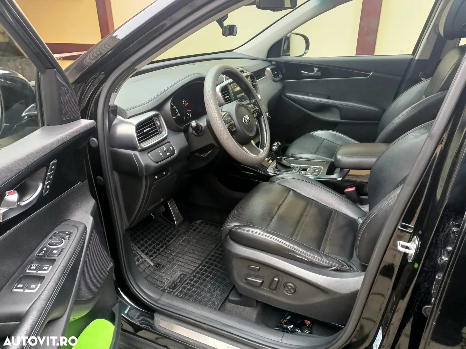 Kia Sorento - 2