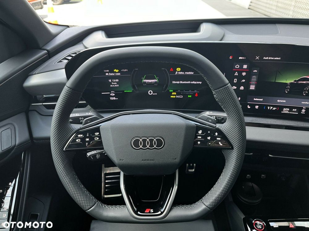 Audi Q6 e-tron - 22