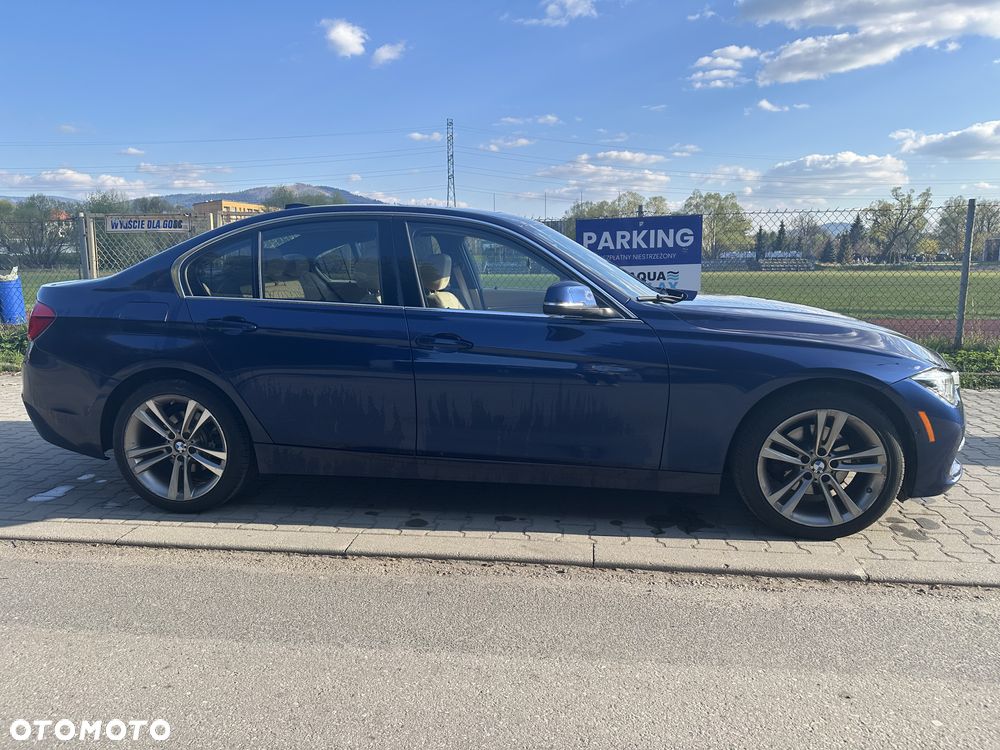 BMW Seria 3 328i Luxury Line - 4