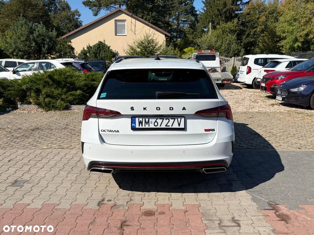 Skoda Octavia 2.0 TDI DSG RS Plus - 10