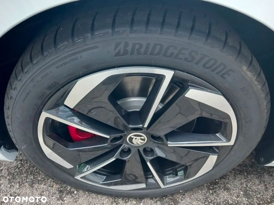 Skoda Octavia 2.0 TSI RS DSG - 14