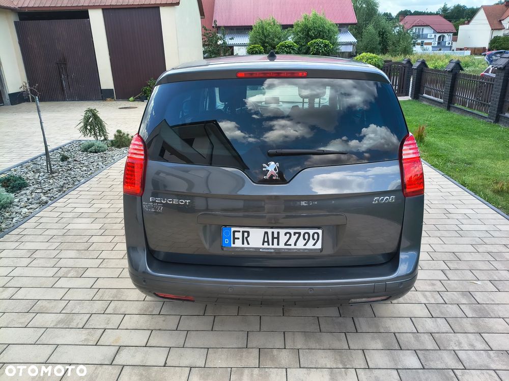 Peugeot 5008 - 6