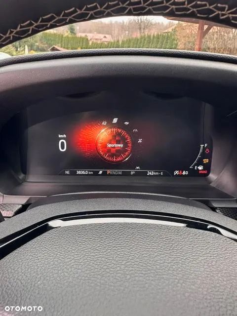 Ford Explorer ver-ecoboost-plug--in-hybrid-st--line - 24