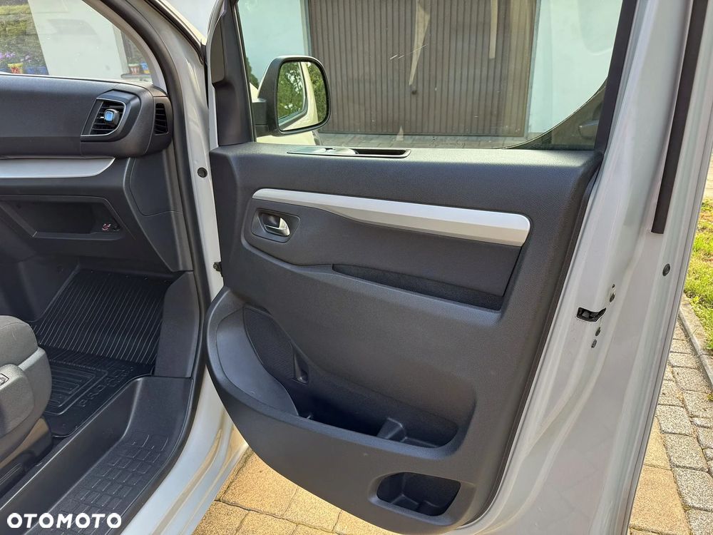 Toyota ProAce 2,0-l-D-4D L1 (8-Si.) Verso Comfort - 8