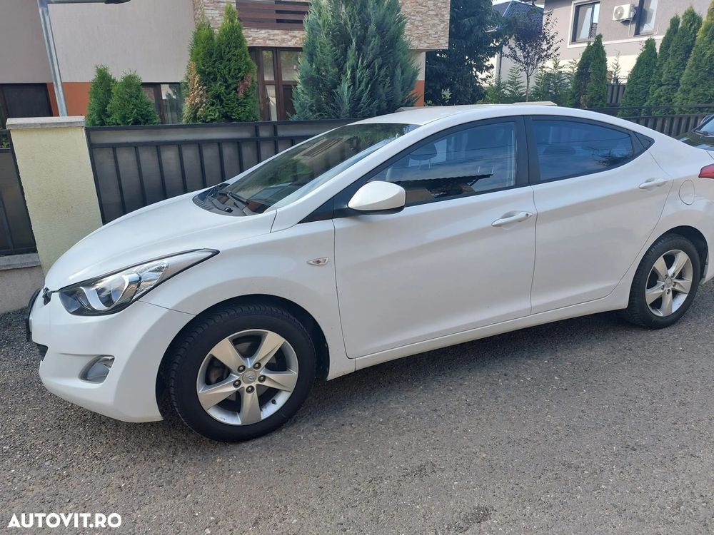 Hyundai Elantra 1.6 MPi - 6