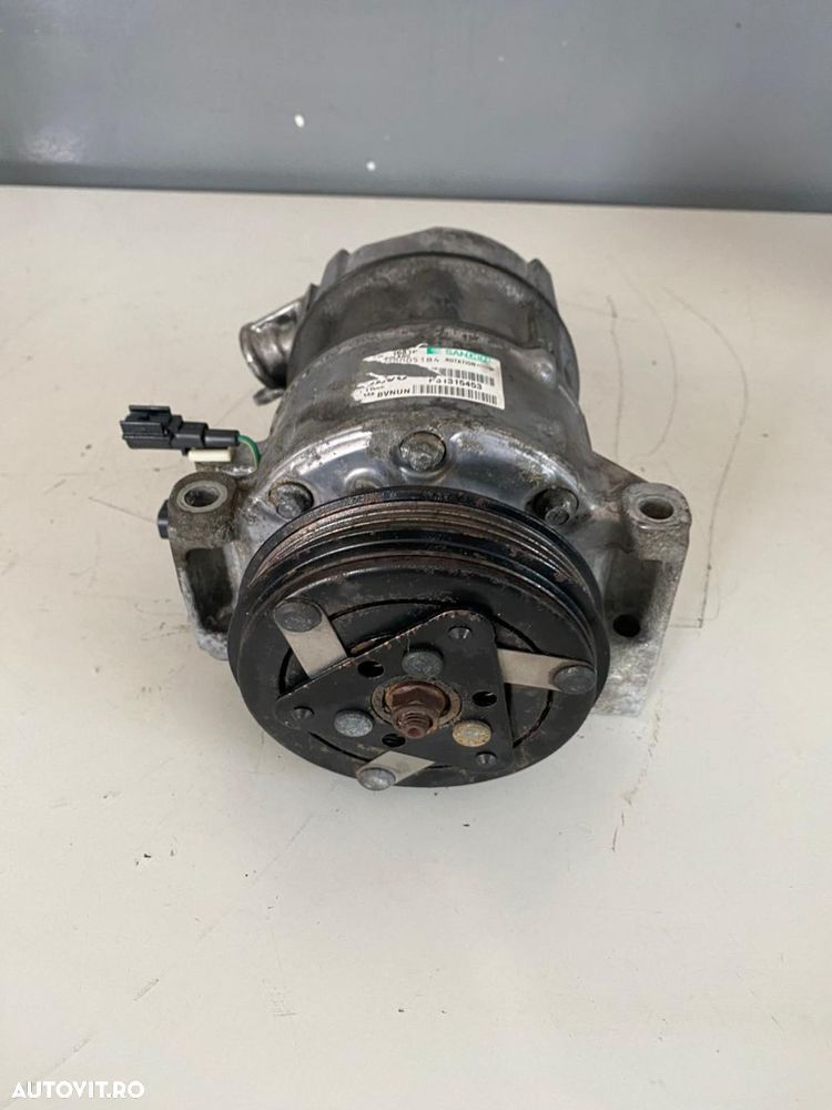 Compresor de clima Volvo S60 V60 S80 V70 XC60 XC70  31315453  36050841 - 3