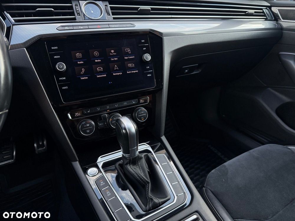 Volkswagen Arteon 2.0 TDI SCR R-Line DSG - 23