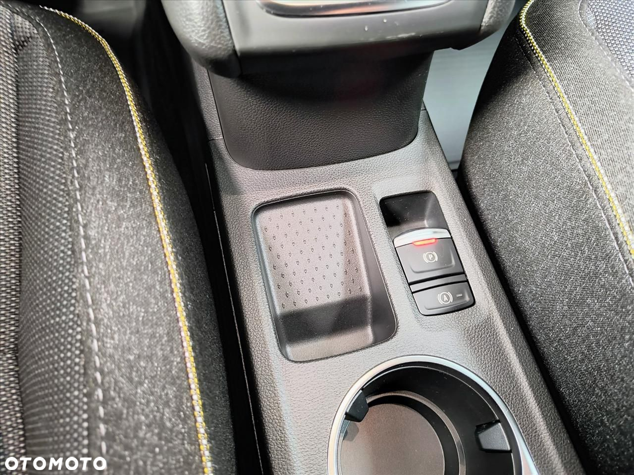 Renault Captur 1.0 TCe Techno - 11