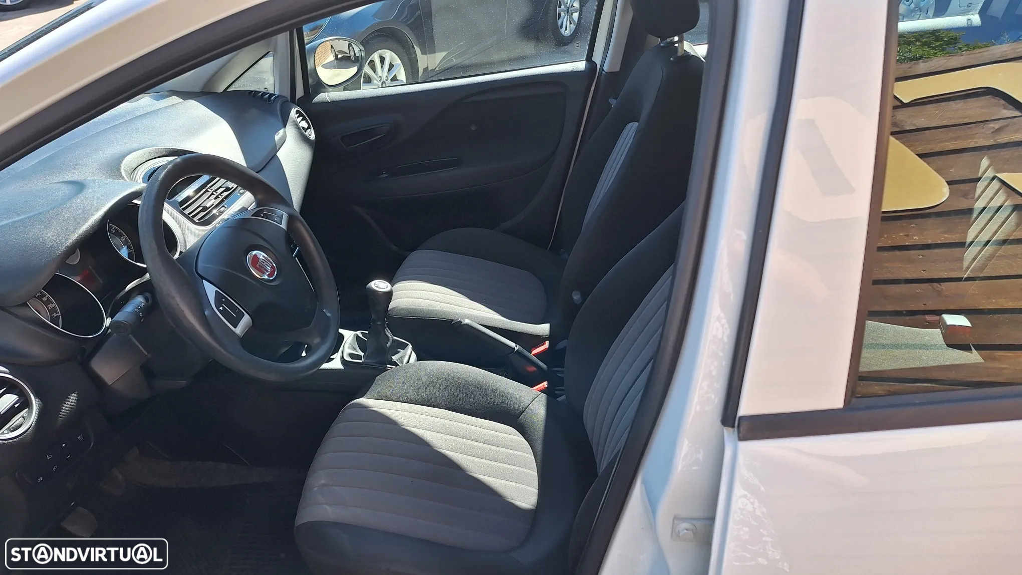Fiat Punto 1.3 M-Jet Easy S&S - 6