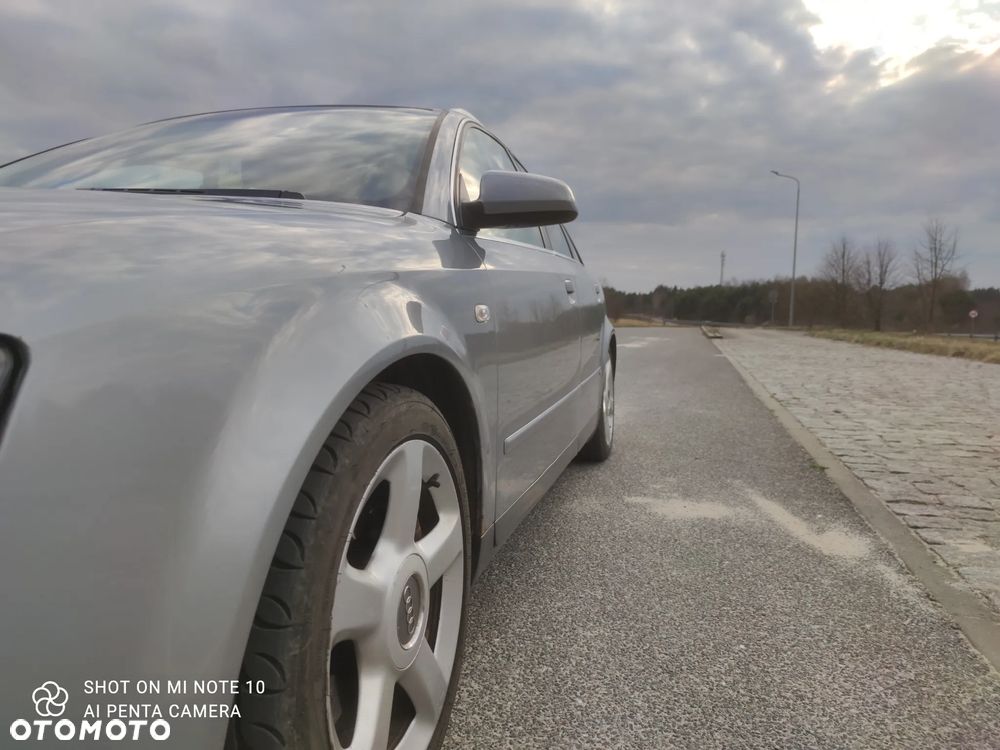 Audi A4 Avant 1.8 T - 10