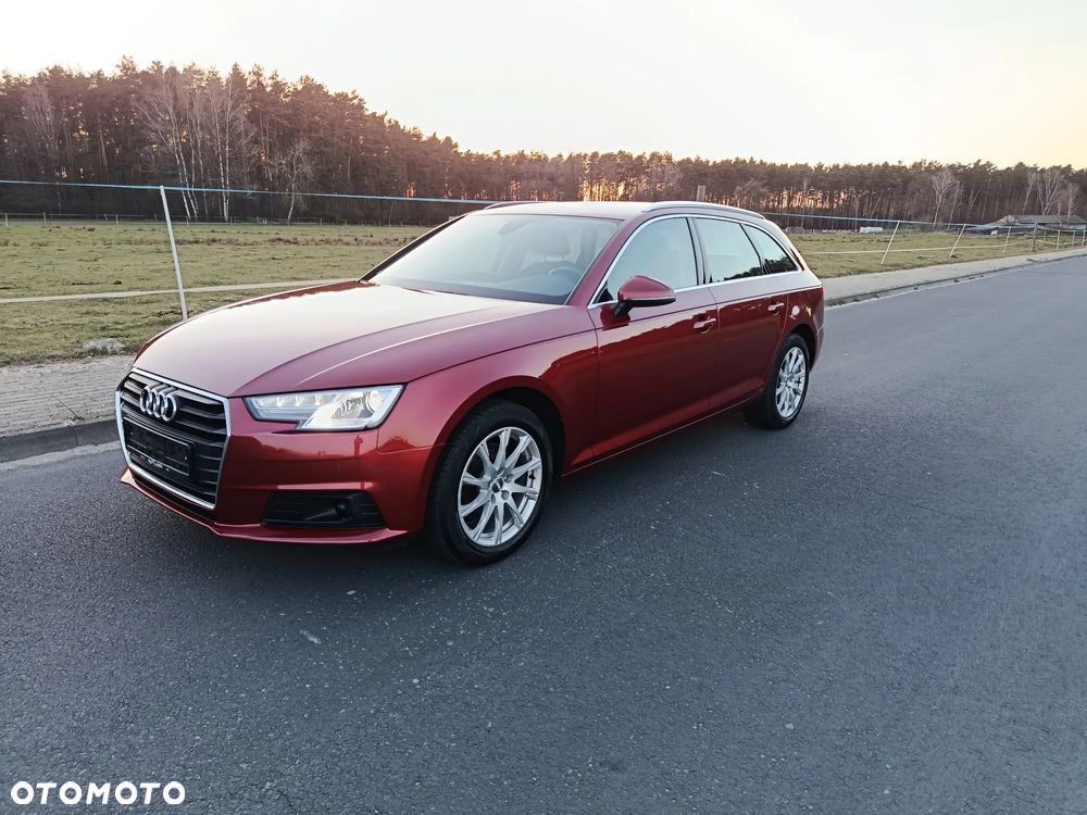 Audi A4 Avant 2.0 TFSI ultra S tronic sport - 33