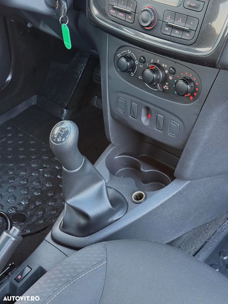 Dacia Logan 0.9 TCe Ambiance - 13